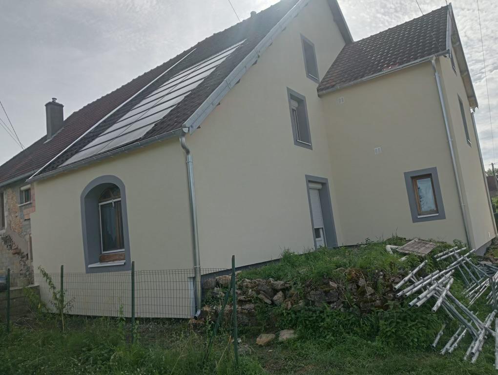 Façade pierre rénovée