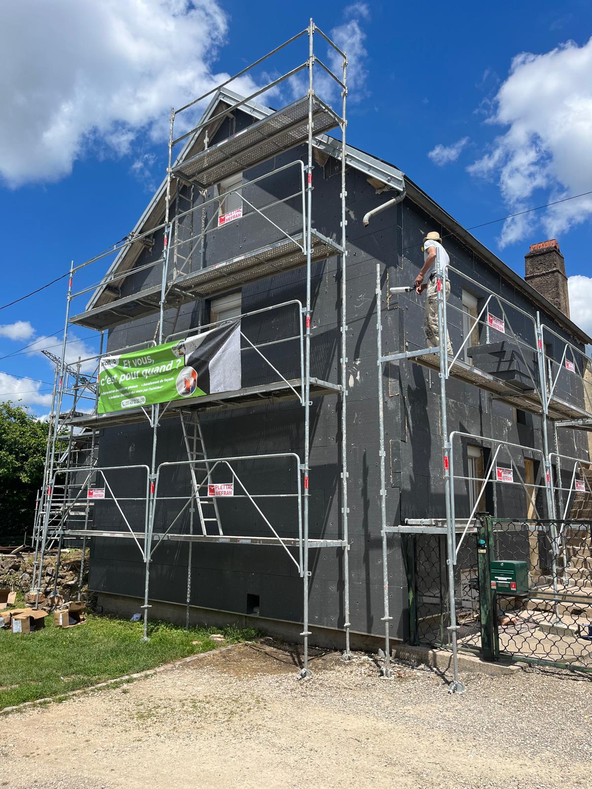 ITE en cours sur grande maison